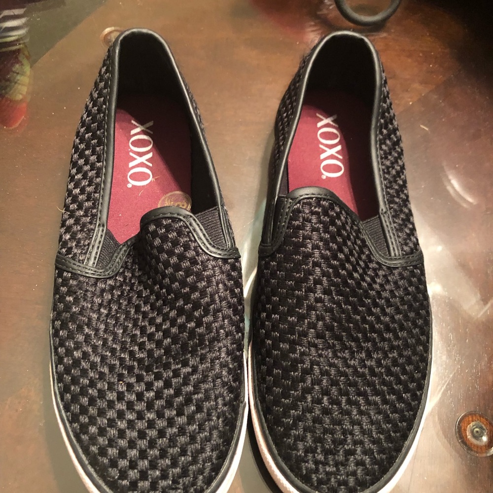 Xoxo slip on